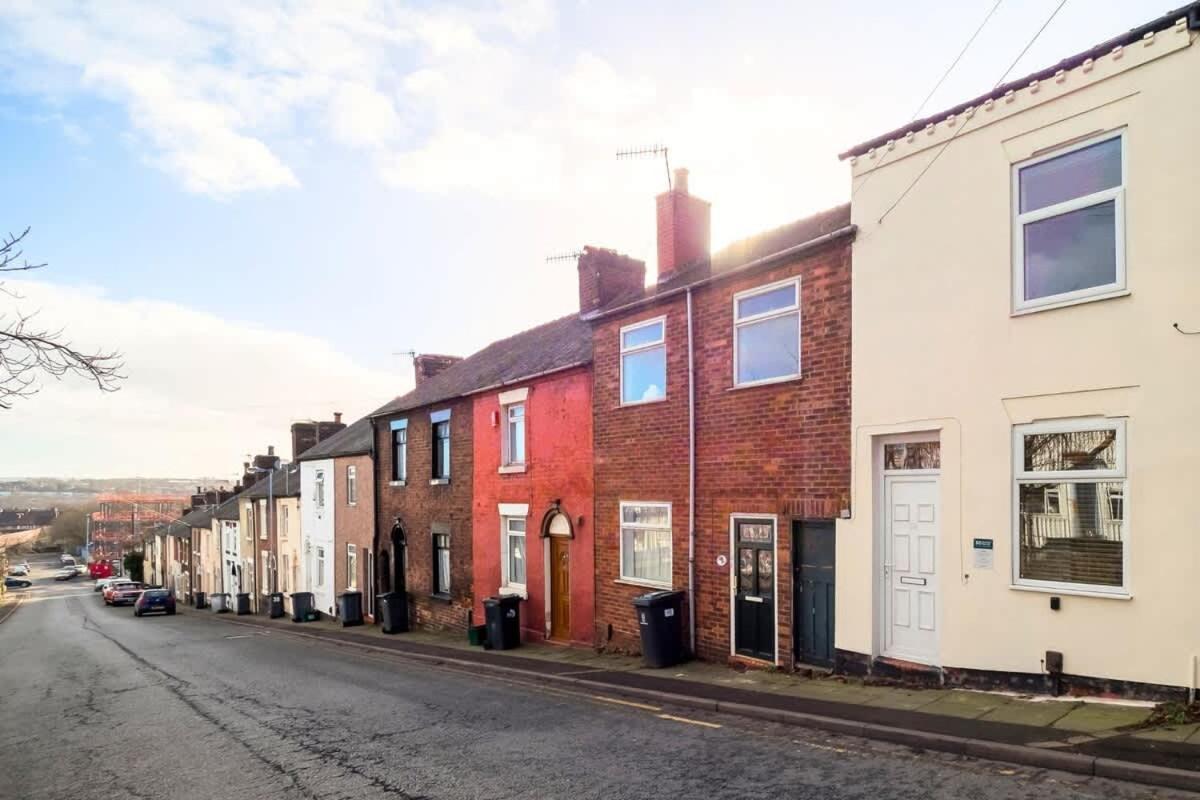 Penkhull House By Truestays - 4 Bedroom House In Stoke-On-Trent Exterior photo